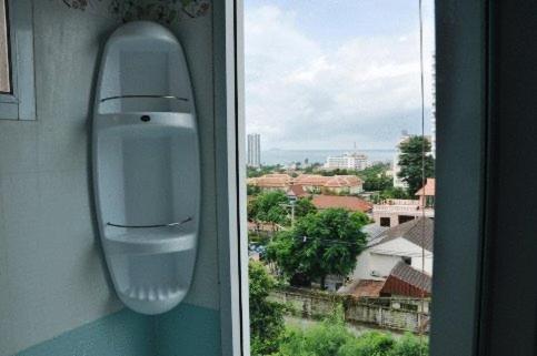 Hill Top Service Suites Bang Lamung Pokoj fotografie
